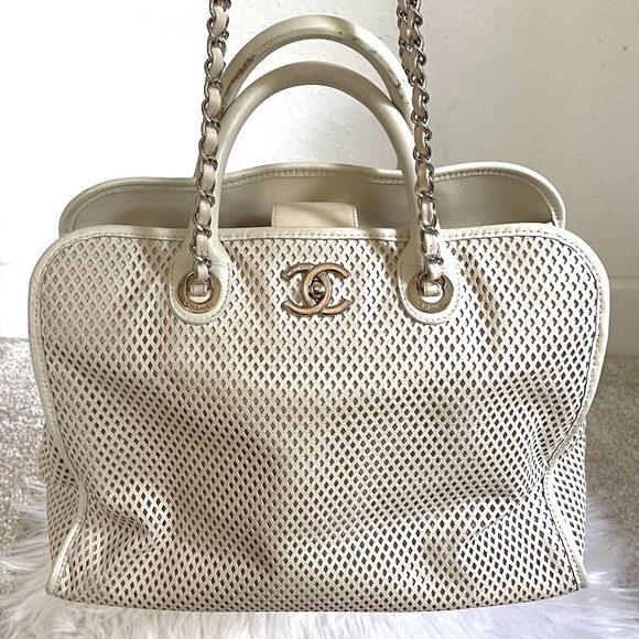 CHANEL Handbags - [ SOLD ] CHANEL White Mesh Handbag Tote